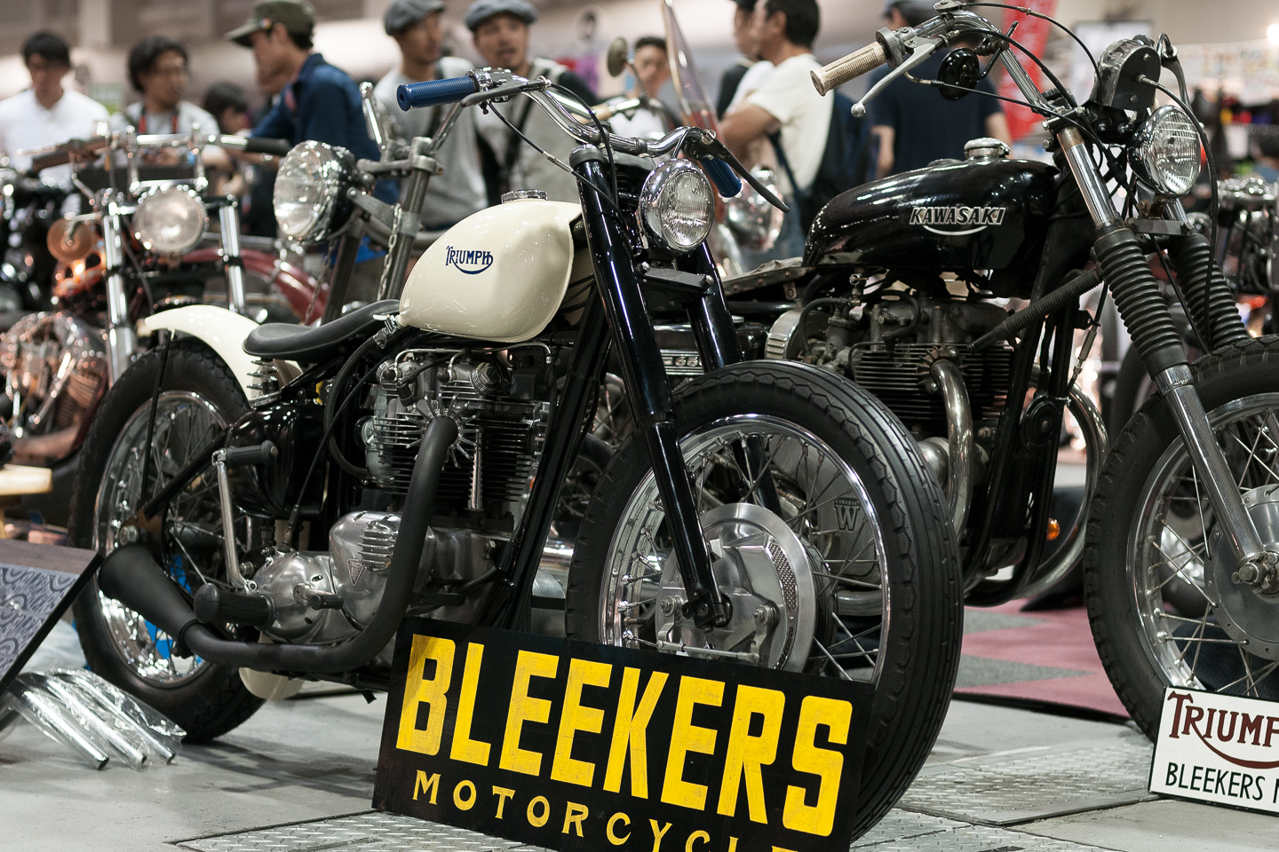 Photo Custom Triumph et Kawasaki sur Salon