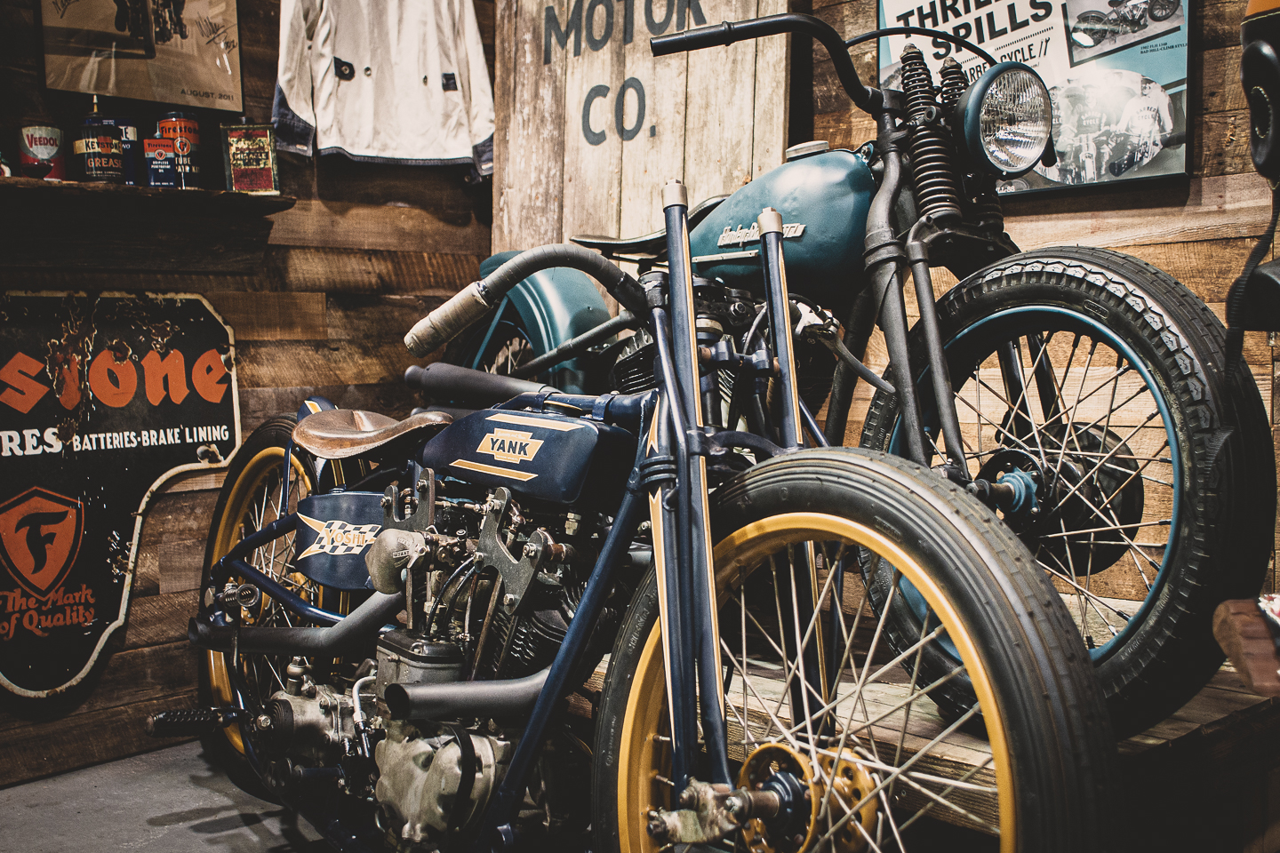 Couverture Harley Historique Collection sur Salon